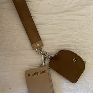 Lululemon wristlet wallets